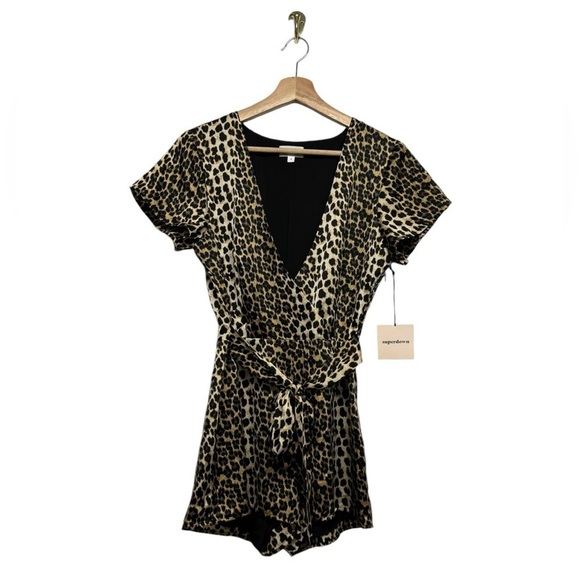 NWT REVOLVE SUPERDOWN Hannah Tie Front Romper Leopard S - Picture 3 of 10